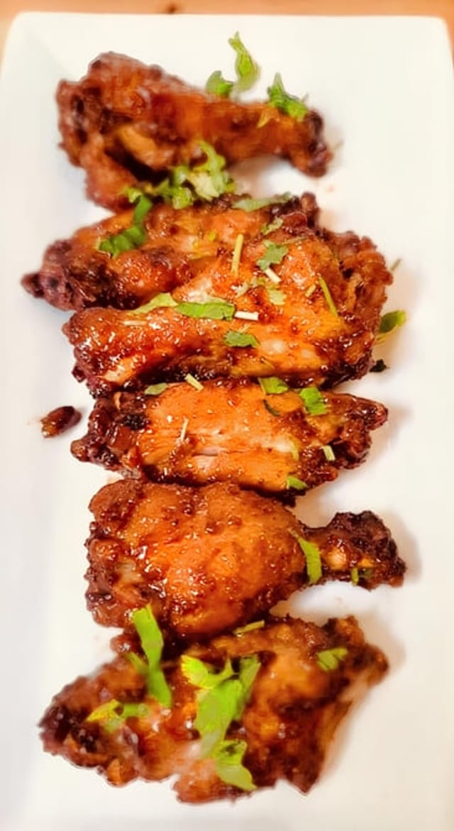 Chicken Wings (6 Pcs.).